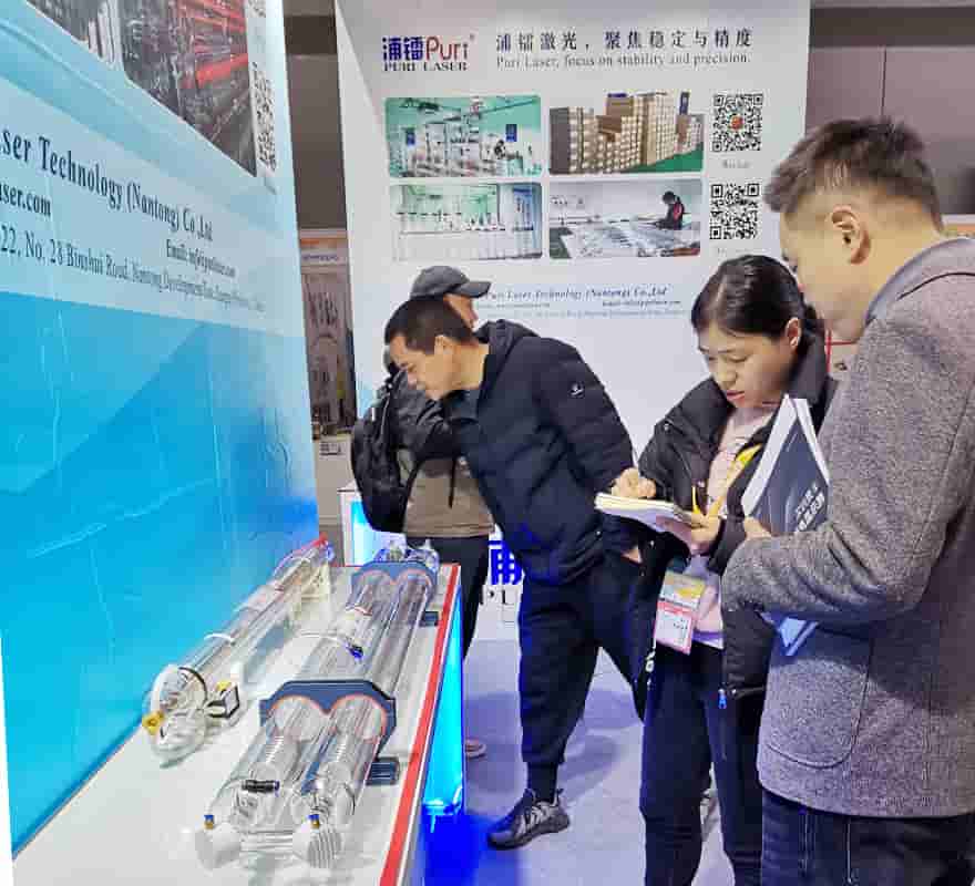 Puri láser CO2 Láser de tubo láser China 202402